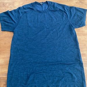 Lululemon Men’s Large